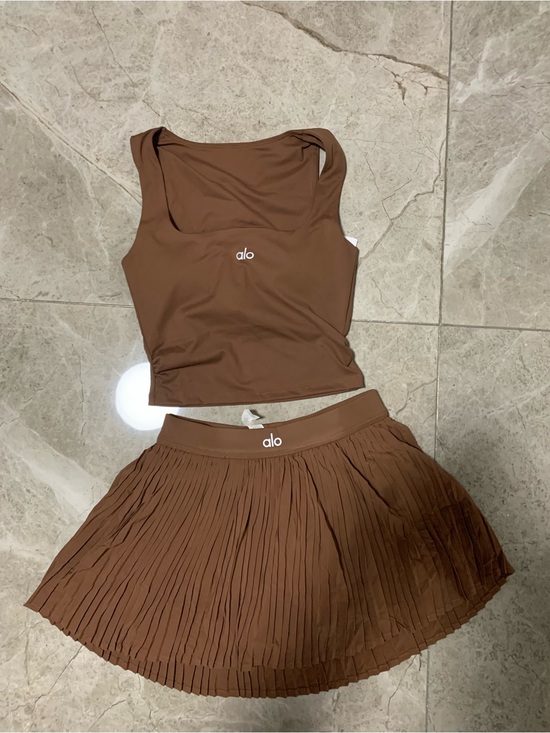ALO Yoga Dresses & Skirts - ALO Yoga Brown Pleated Skirt Set - Cropped Tank & Pleated Skirt